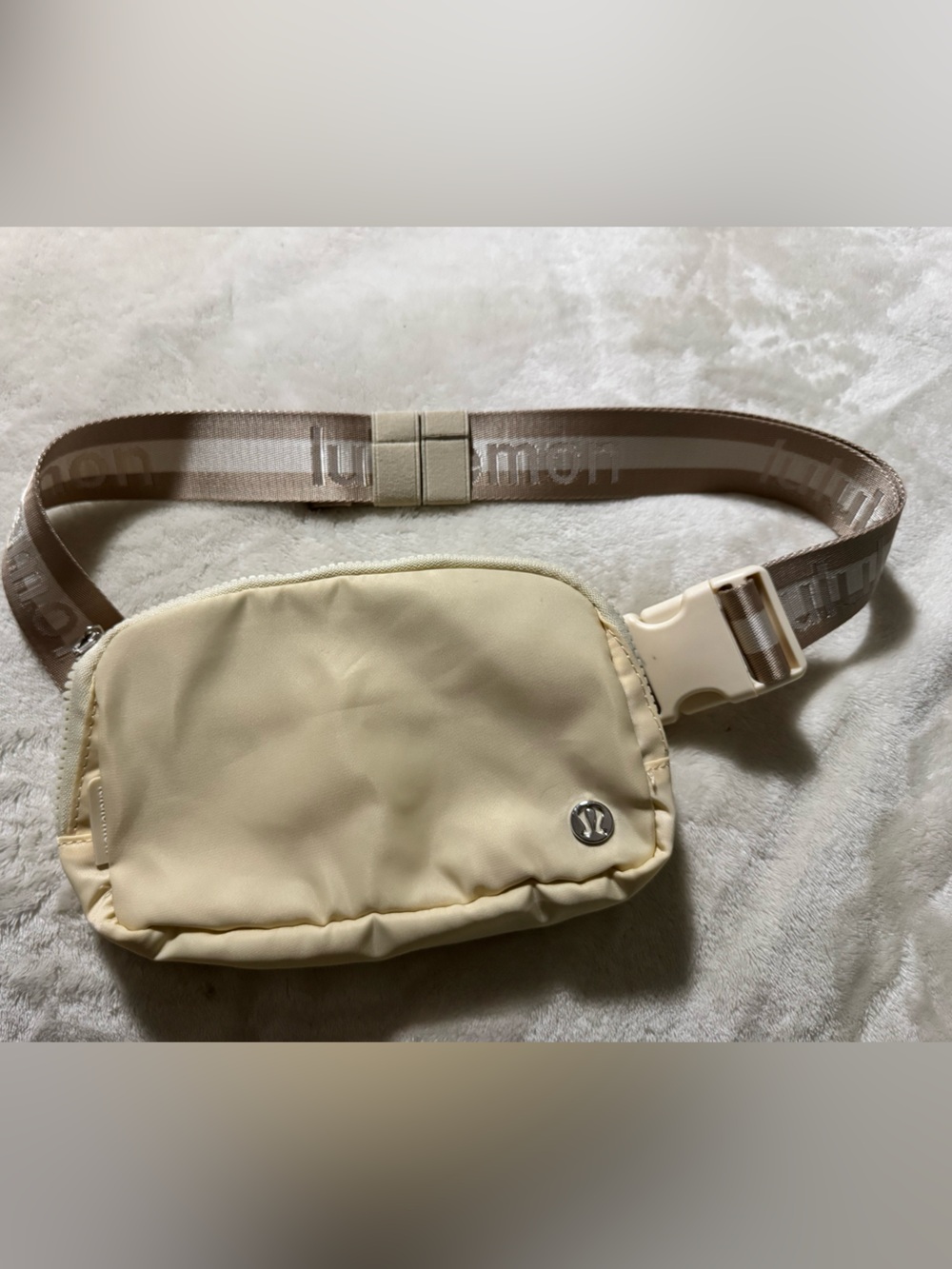 Lulu Cream Crossbody Belt Bag